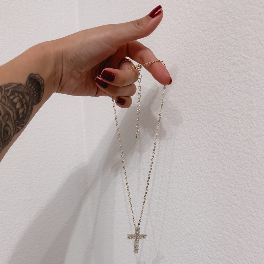 14k Gold plated beautiful Cross Necklace - AAA CZ’s very sparkly
